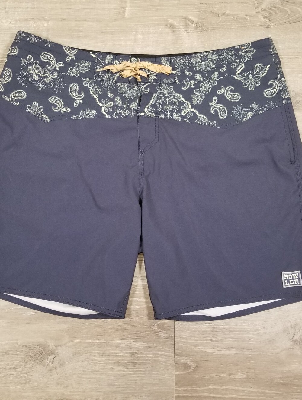 Howler Brothers Los Vaqueros Western Trunks Board Shorts Mens Size 38 Blue